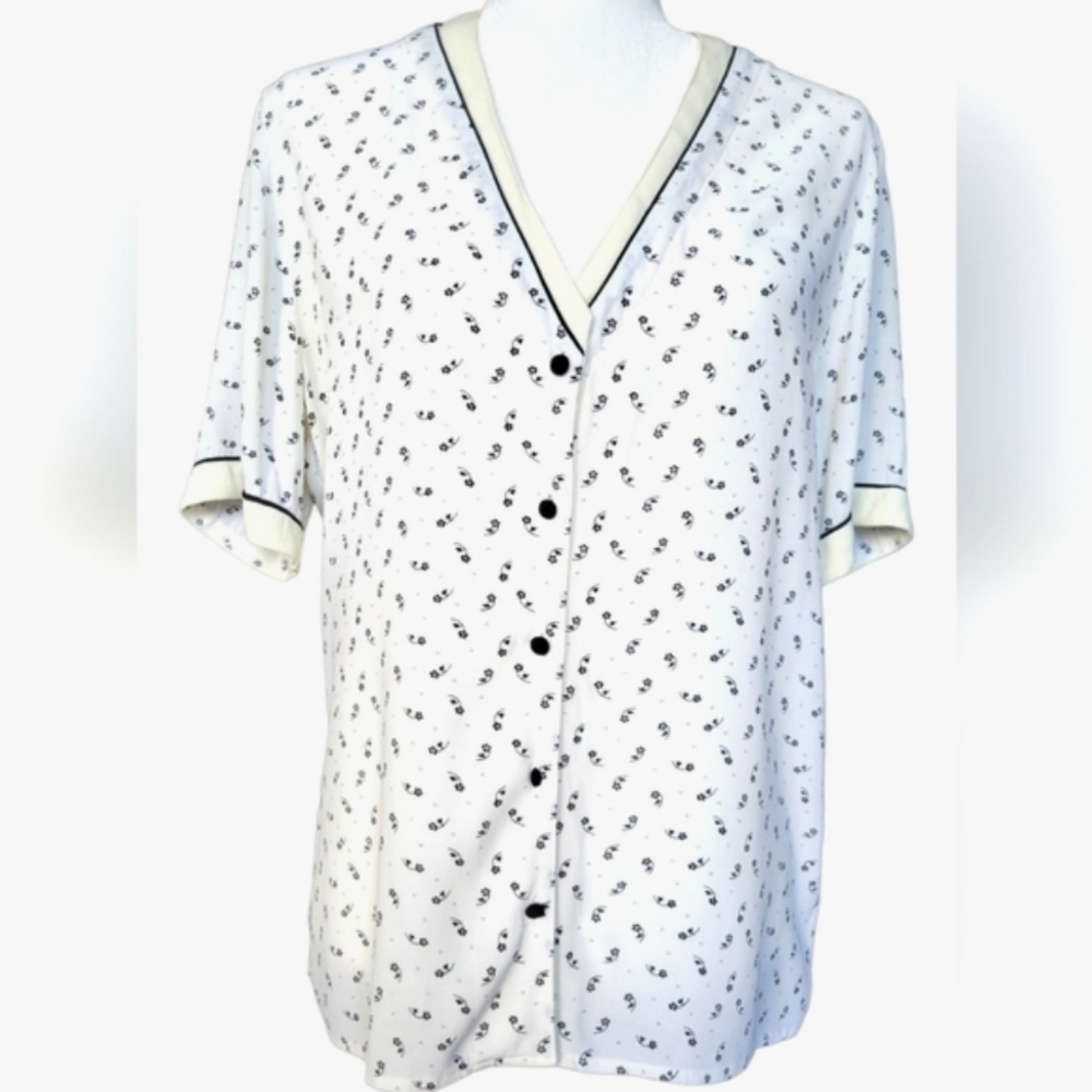 Vintage Pale Ivory Blouse Flowy Black Piping Viscose Short Sleeve Side Split 12